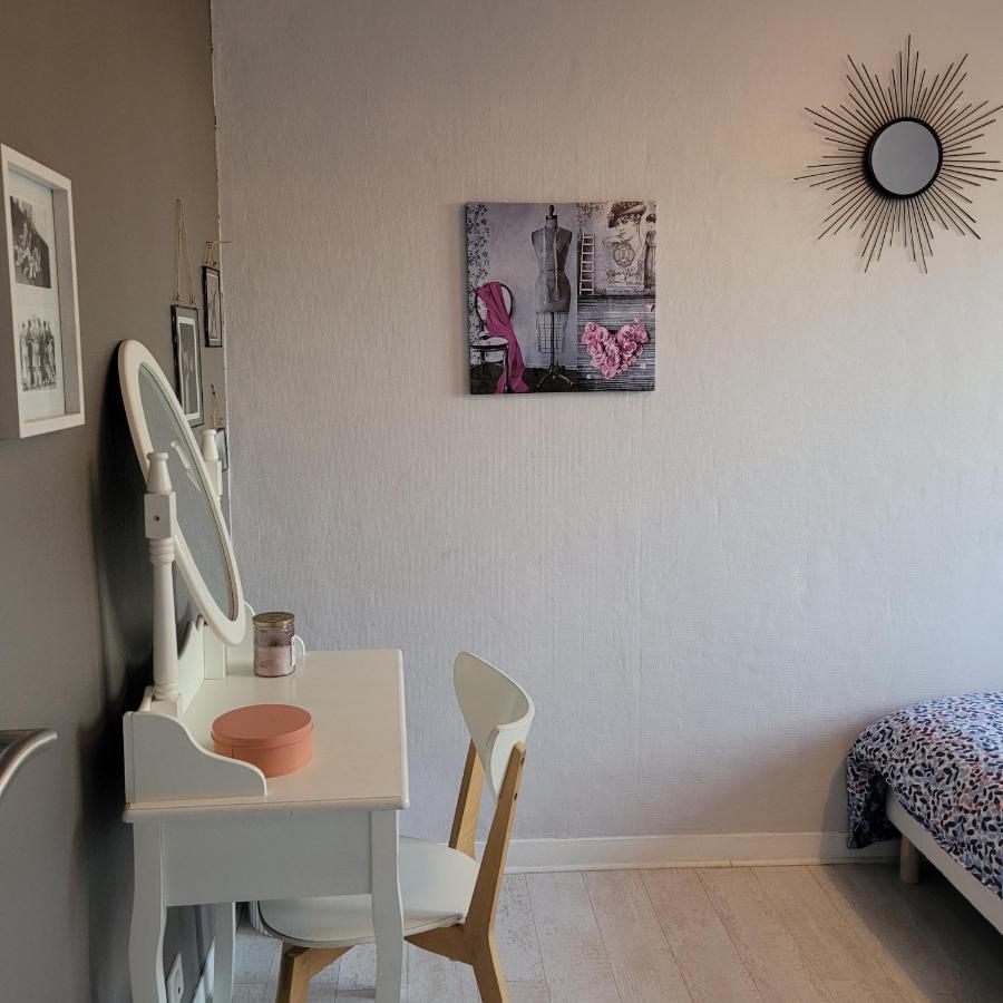 Charmant Appartement A Deux Pas Du Centre Historique Quimper Buitenkant foto